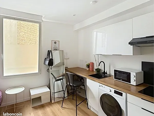 Studio 1 pièce 17 m²