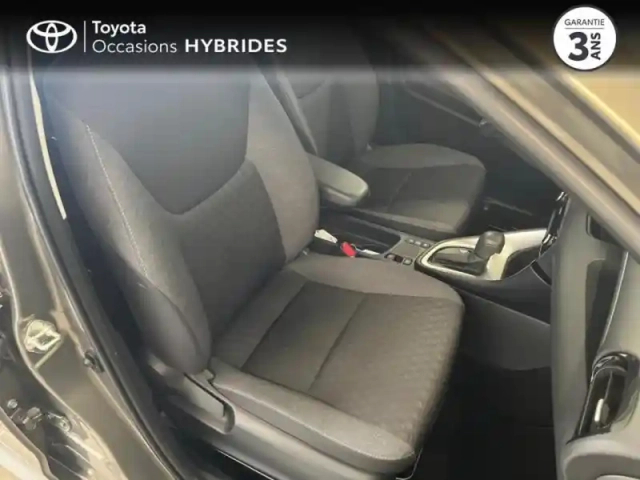 Toyota Yaris 116h design 5p my21 — photo 6