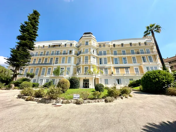 LOFT DE 116M2 EN DUPLEX - MENTON - TERRES CHAUDES