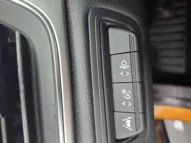 Renault Captur tce 90 — photo 44