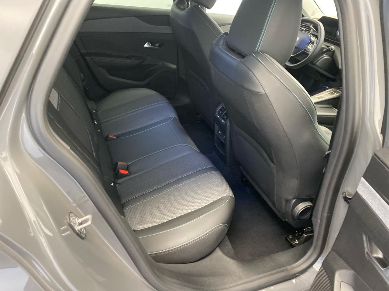 Peugeot 308 sw bluehdi 130ch s&s eat8 allure — photo 23