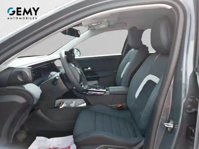 Citroën C5 Aircross hybride 145 ch e-dcs6 — photo 9