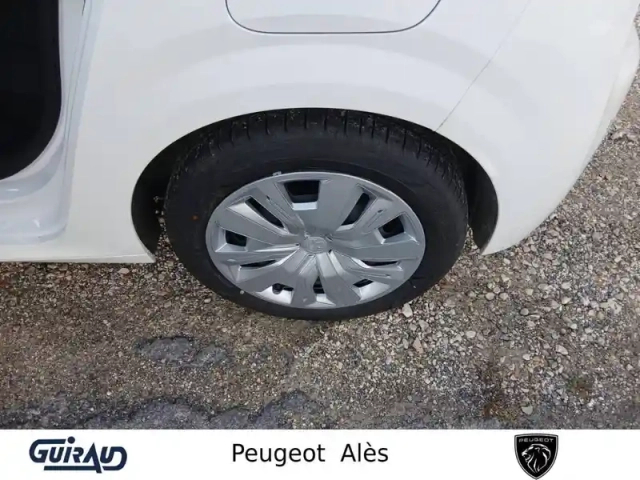 Peugeot 208 puretech 100 s&amp;s bvm6 — photo 55
