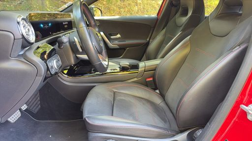 Mercedes Classe A 200 163 7G-DCT - Amg Line Edition – 2018 – 102883 km – Essence – Boîte Automatique — photo 16