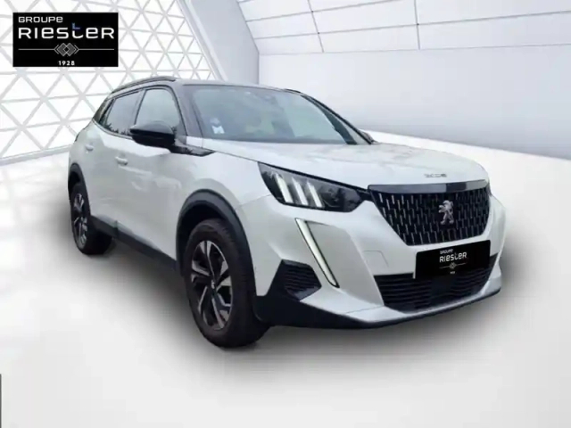 Peugeot 2008 puretech 130 s&amp;s eat8 — photo 3