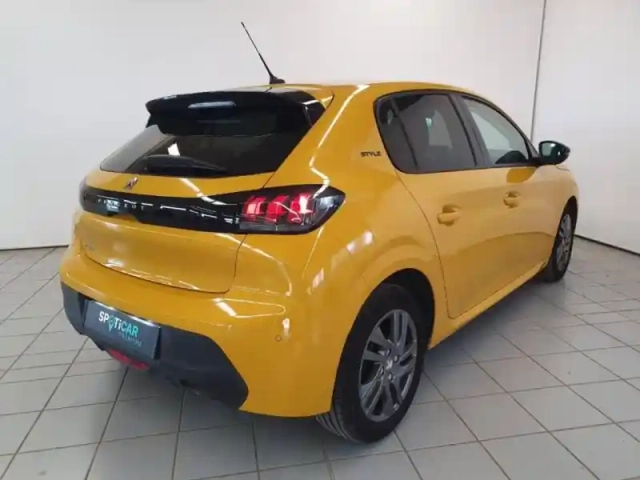 Peugeot 208 1.2 puretech 100ch s&amp;s style 118g — photo 6
