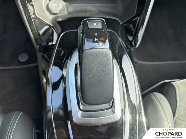 Peugeot 2008 electrique 136 ch — photo 19