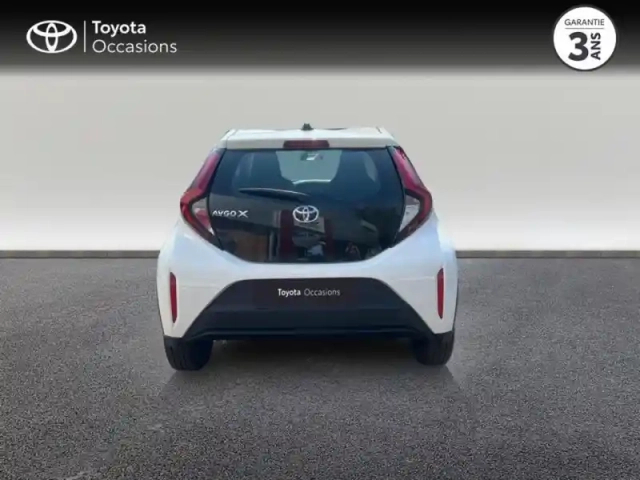 Toyota Aygo X 1.0 vvt-i 72ch dynamic my24 — photo 8