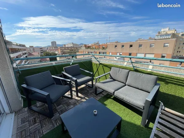 T2 Terrasse parking dernier étage | 52m2 Métro Perier