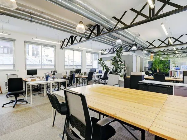 Bureaux 217 m²