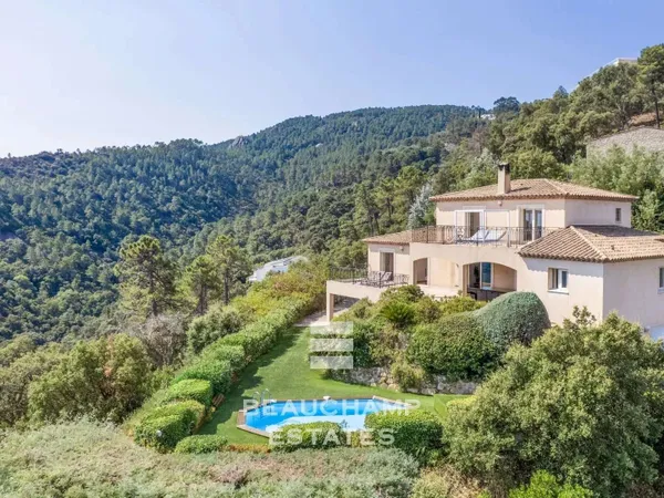 Maison 4 pièces 150 m²