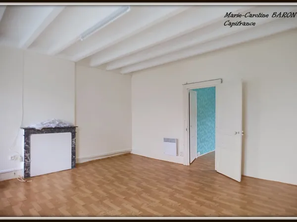 Local 7 pièces 231 m²
