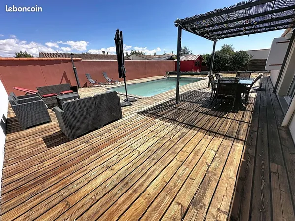 Maison meublée 115 m² avec piscine - saint-xandre - 1 700 /mois