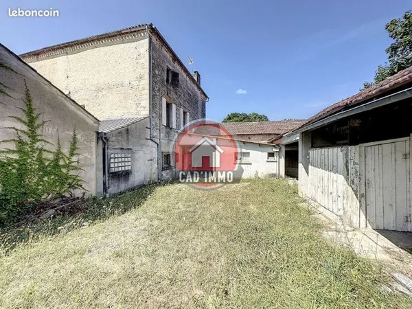 Propriété 11 pièces 240 m²