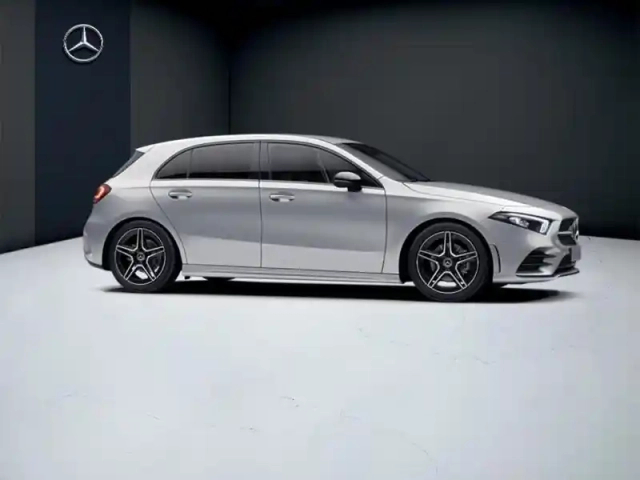 Mercedes Classe A 200 amg line — photo 19