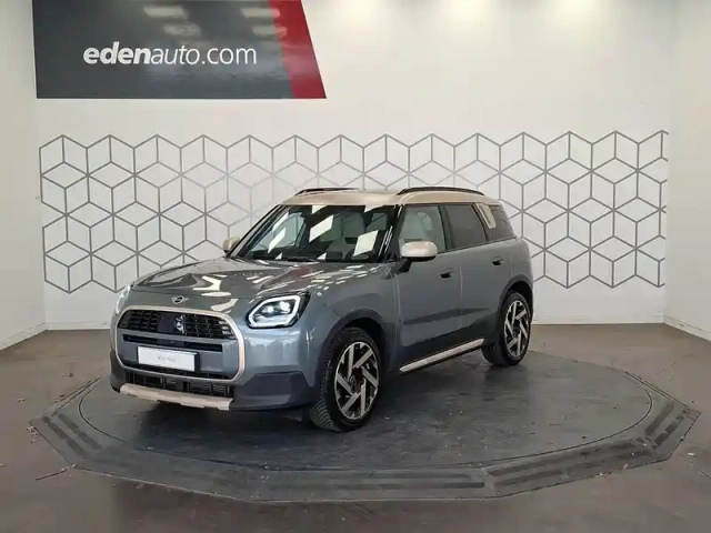 Mini Countryman 170 ch dkg7 c — photo 1