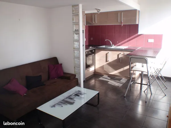 Appartement T2 meublé avec terrasse