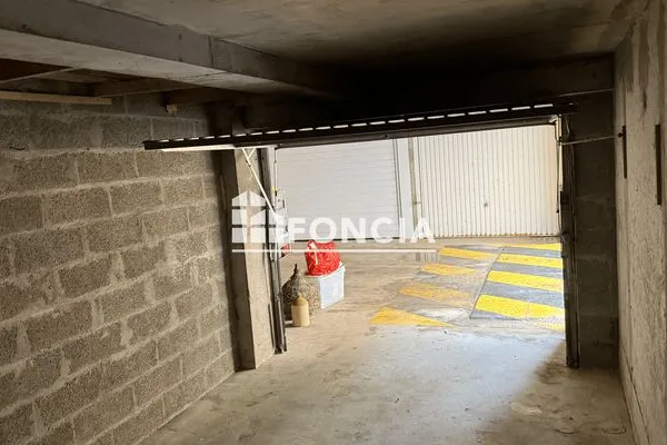 Parking 18 m²