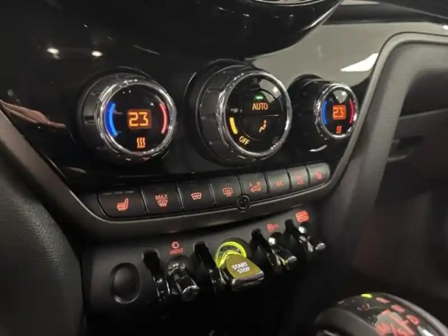 Mini Countryman cooper se 125ch + 95ch edition premium plus all4 bva6 — photo 13