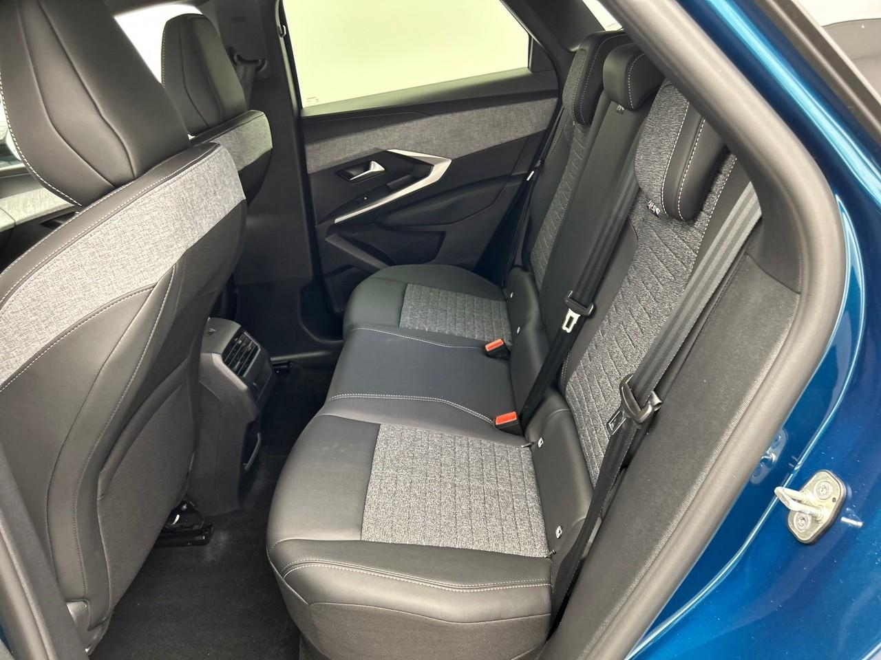 Peugeot 3008 hybrid 145 e-dcs6 allure — photo 13
