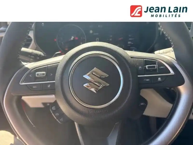 Suzuki Swift 1.2 dualjet hybrid auto — photo 12