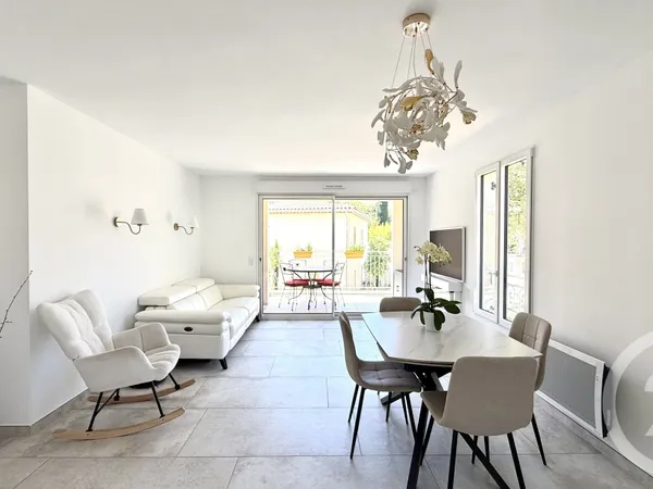 Appartement 4 pièces 81 m²