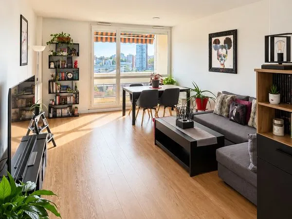 Appartement 4 pièces - 82 m² - Maisons-Alfort