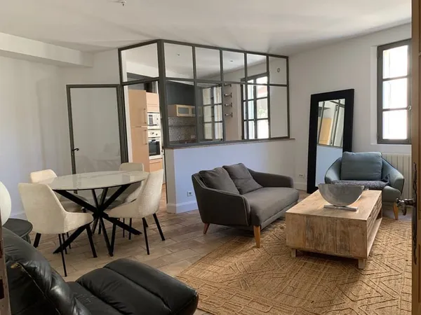 Belle maison rénovée au coeur d'UZES