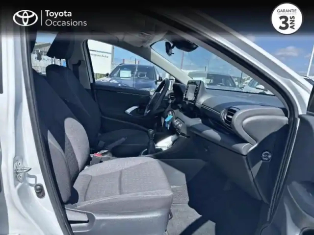 Toyota Yaris 120 vvt-i dynamic 5p my22 — photo 6