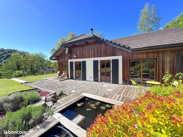 Propriété 6 pièces 133 m²