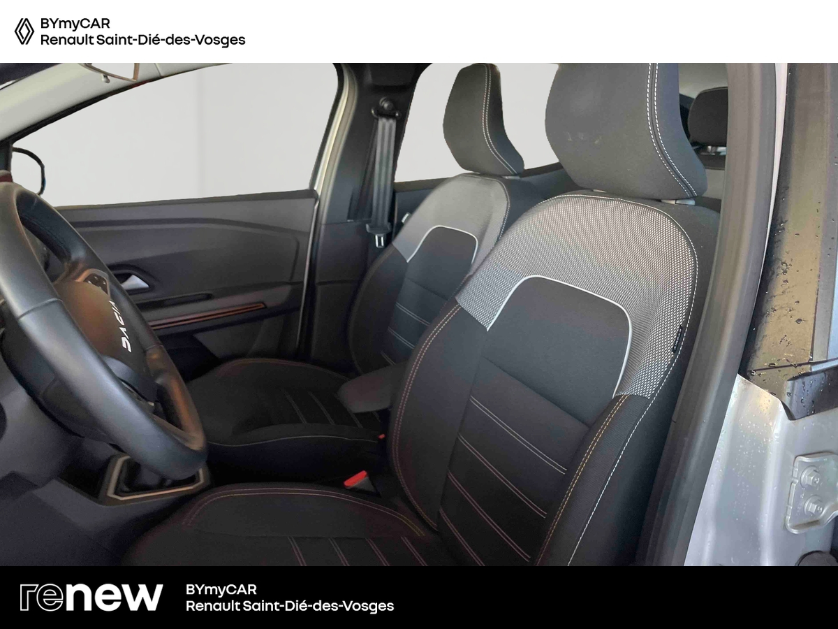 Dacia Sandero ECO-G 100 — photo 11