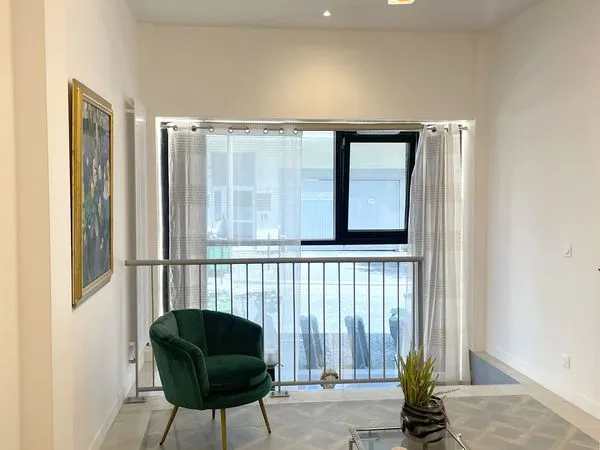 2 pieces / immeuble neuf /