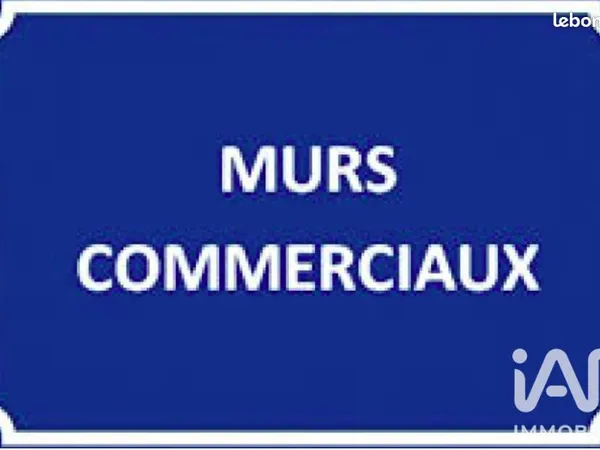 Local 30 m² Paris