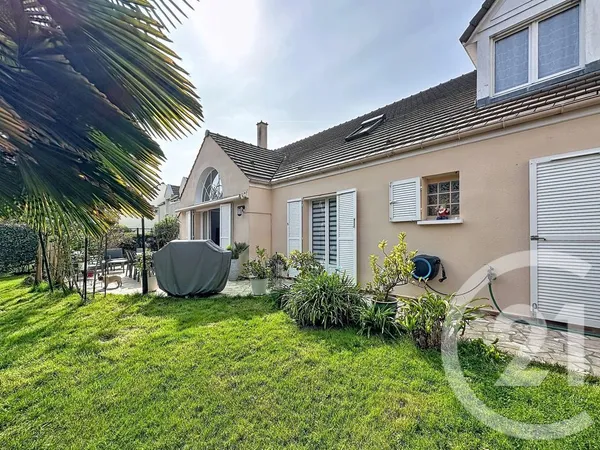 Maison 6 pièces 201 m²