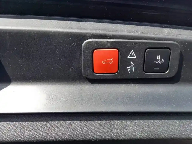 Peugeot 5008 puretech 130ch s&amp;s eat8 — photo 8