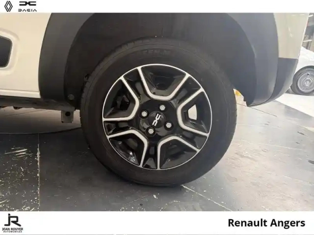 Renault Clio 1.5 blue dci 100ch evolution — photo 23