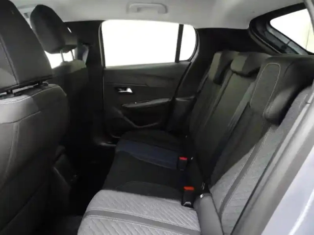 Peugeot 208 1.2 100ch s&amp;s allure — photo 11