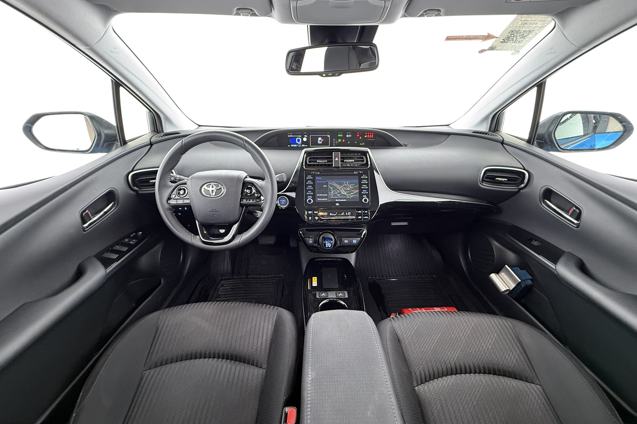 Toyota Prius+ — photo 12