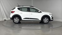 Dacia Sandero 1.0 TCe 90ch Stepway Confort — photo 4
