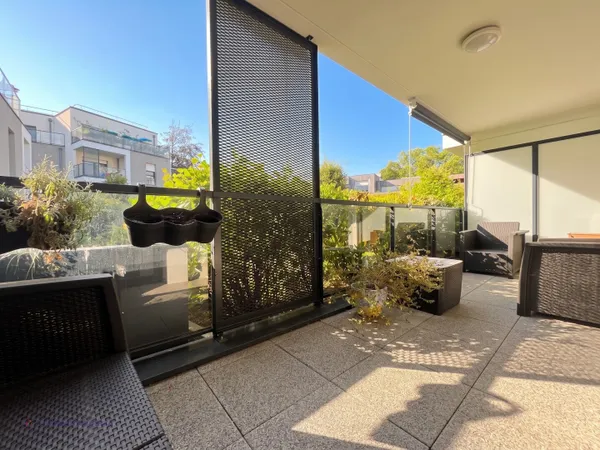 A vendre Arradon le bourg à pied appartement de Type 2 de 45.59 m2 en rez de chaussée terrasse et ga
