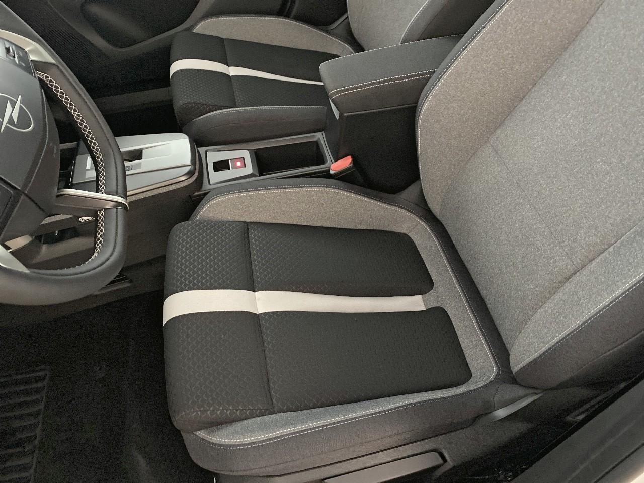 Opel Frontera 1.2 turbo hybrid 145 ch e-dct6 gs — photo 9