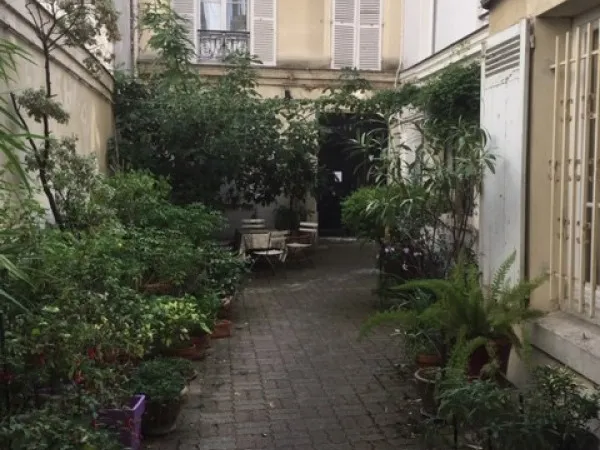 Loue Studio de 22m² situé Paris 11ème entre Bastille et République