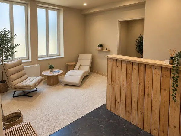 LOCAL PROFESSIONNEL RÉNOVÉ - METZ - 12 m² / 20 m² / ENSEMBLE 50 m²