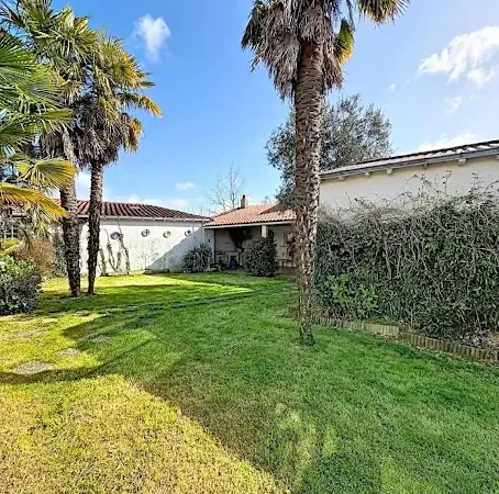 Maison 5 pièces 182 m²