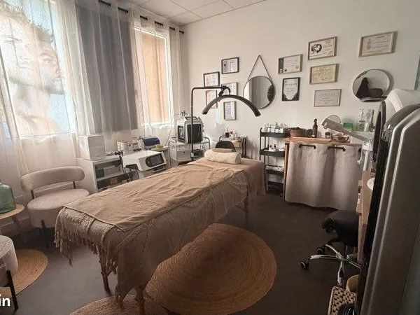 Loue bureau / local professionnel 13m2