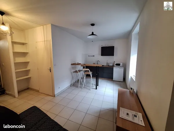 Studio 1 pièce 21 m²
