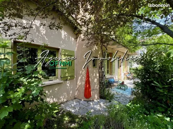 Maison 10 pièces 170 m²