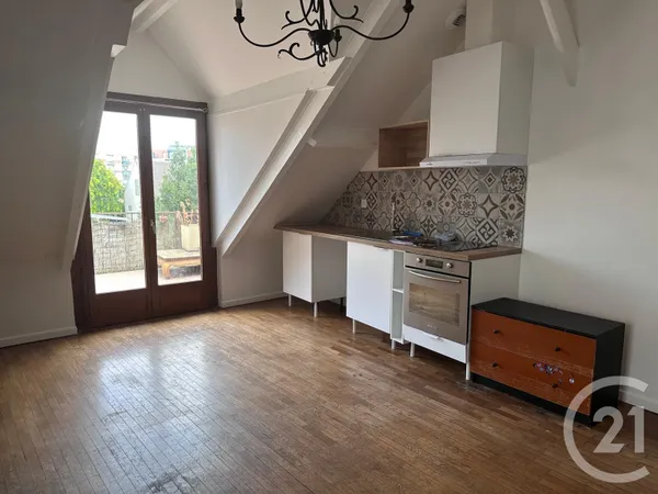 Studio 1 pièce 17 m²