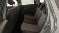Dacia Duster 1.3 TCe 150ch FAP Extreme 4x2 EDC — photo 13
