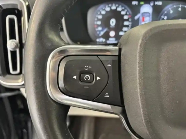 Volvo Xc40 t3 163ch inscription luxe geatronic 8 — photo 13